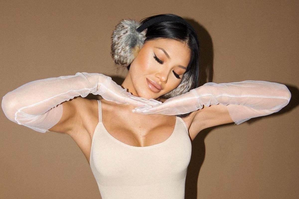 Mr Nassab one of the best plastic surgeons in the UK performed a breast augmentation on love island star Sophie Lee